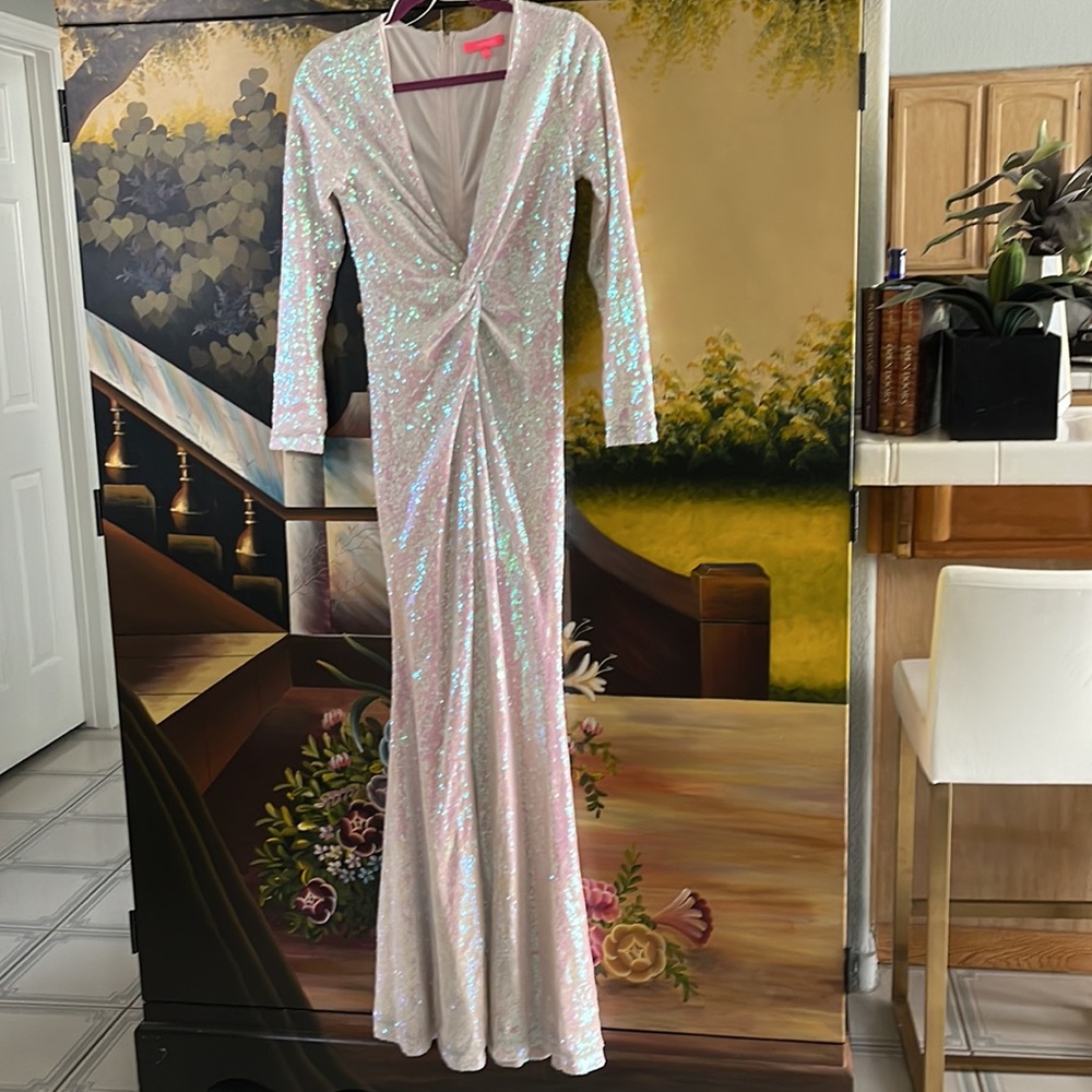Beauty Full glam mermaid sequin dress by Xtaren - Picture 8 of 9
